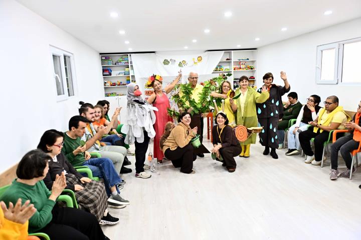 Sonbaharı drama ile karşıladılar